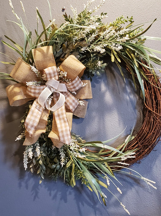 Natural grapvine wreath