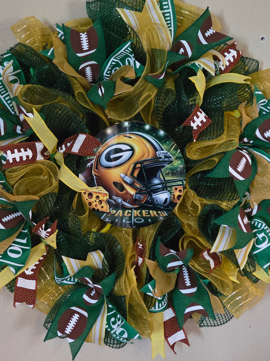 Packer wreath